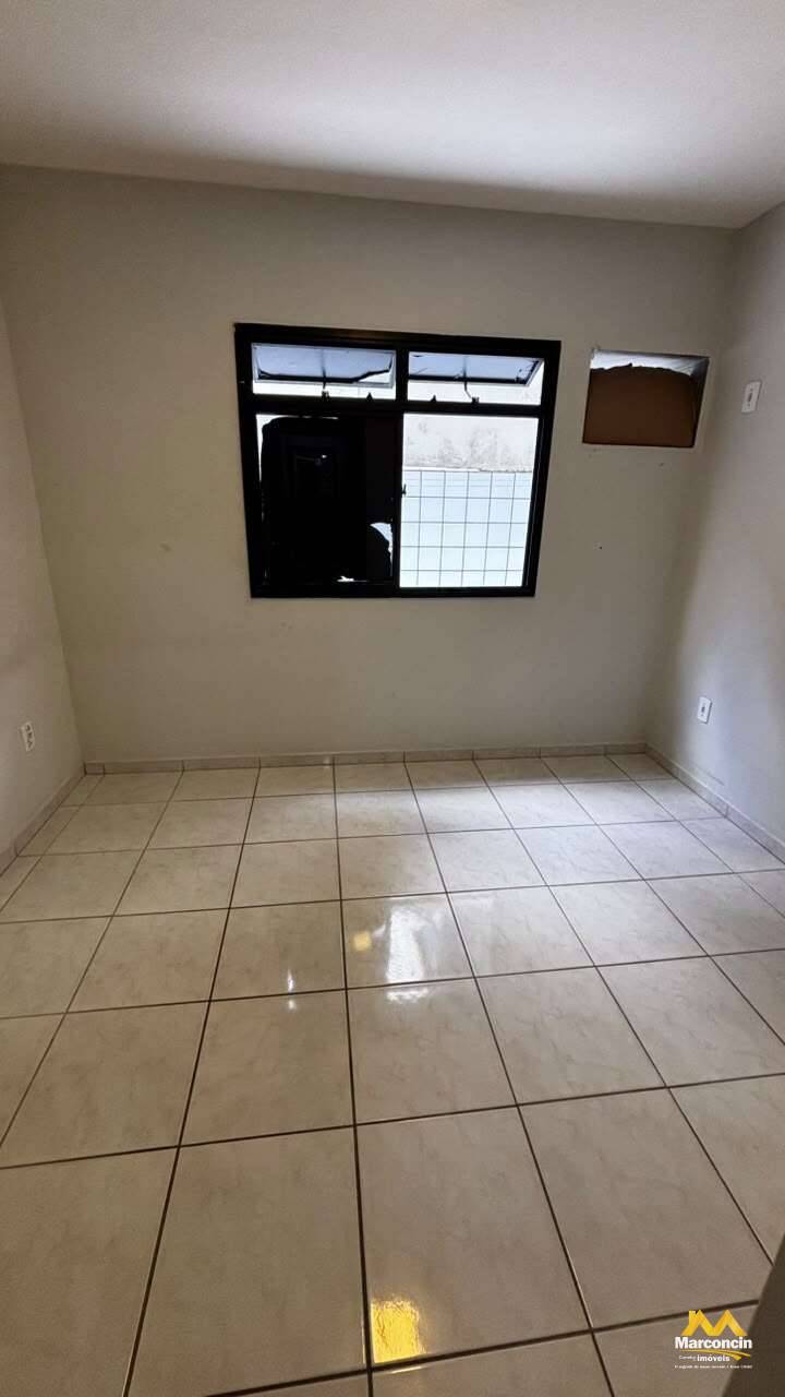  - Apartamento à venda, com 2 quartos, 75m²