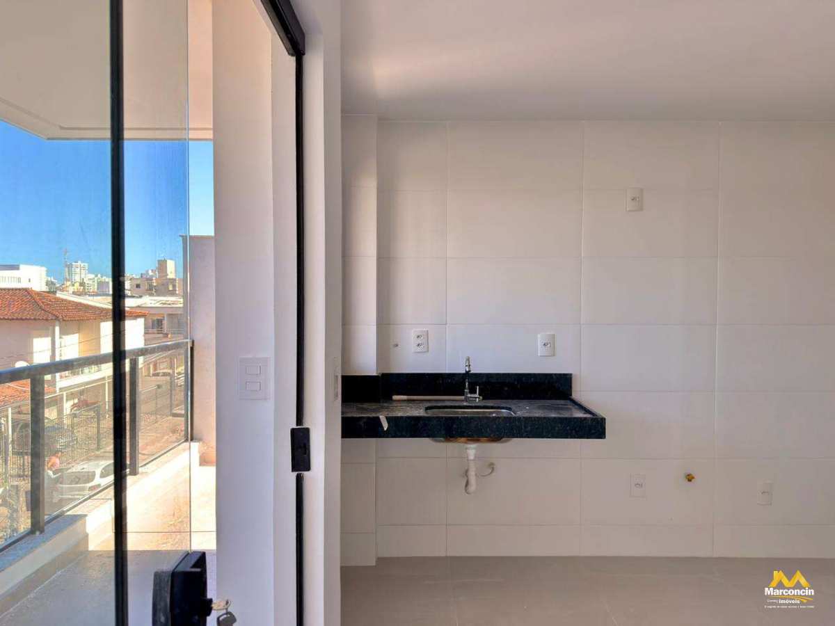  - Apartamento à venda, com 2 quartos, 82.18m²