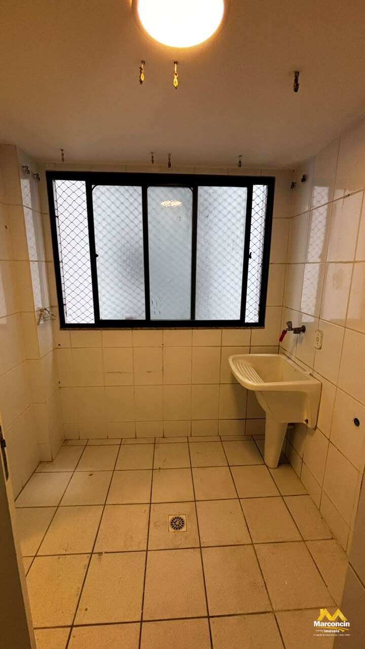  - Apartamento à venda, com 3 quartos, 93.45m²