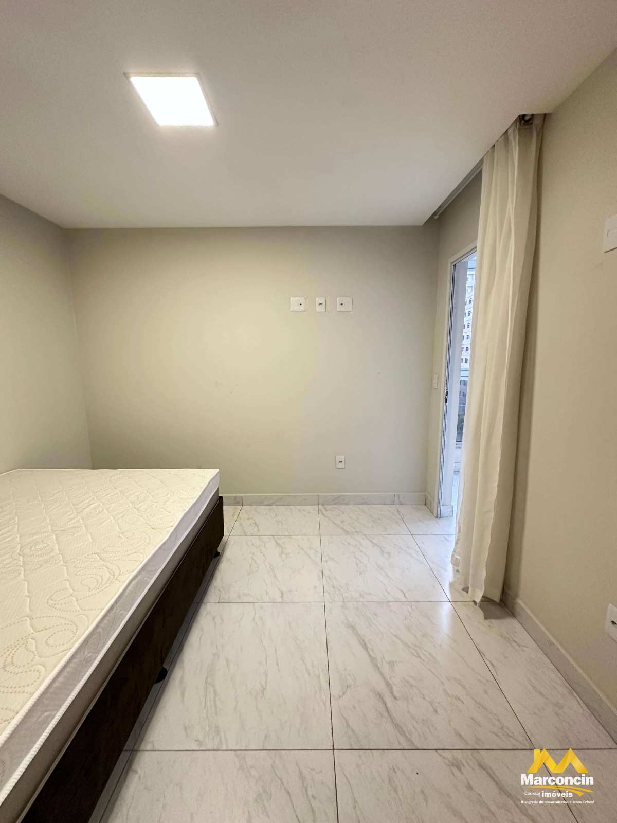  - Apartamento à venda em Guarapari, Muquiçaba, com 3 quartos
