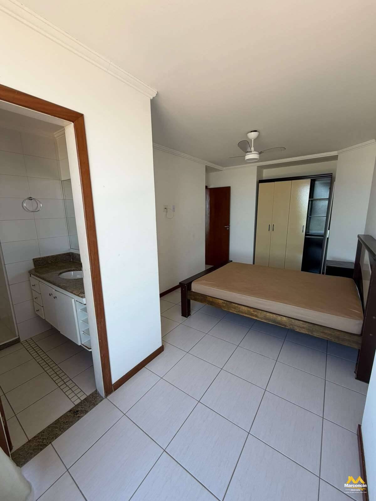  - Apartamento à venda, com 4 quartos, 140,00m²