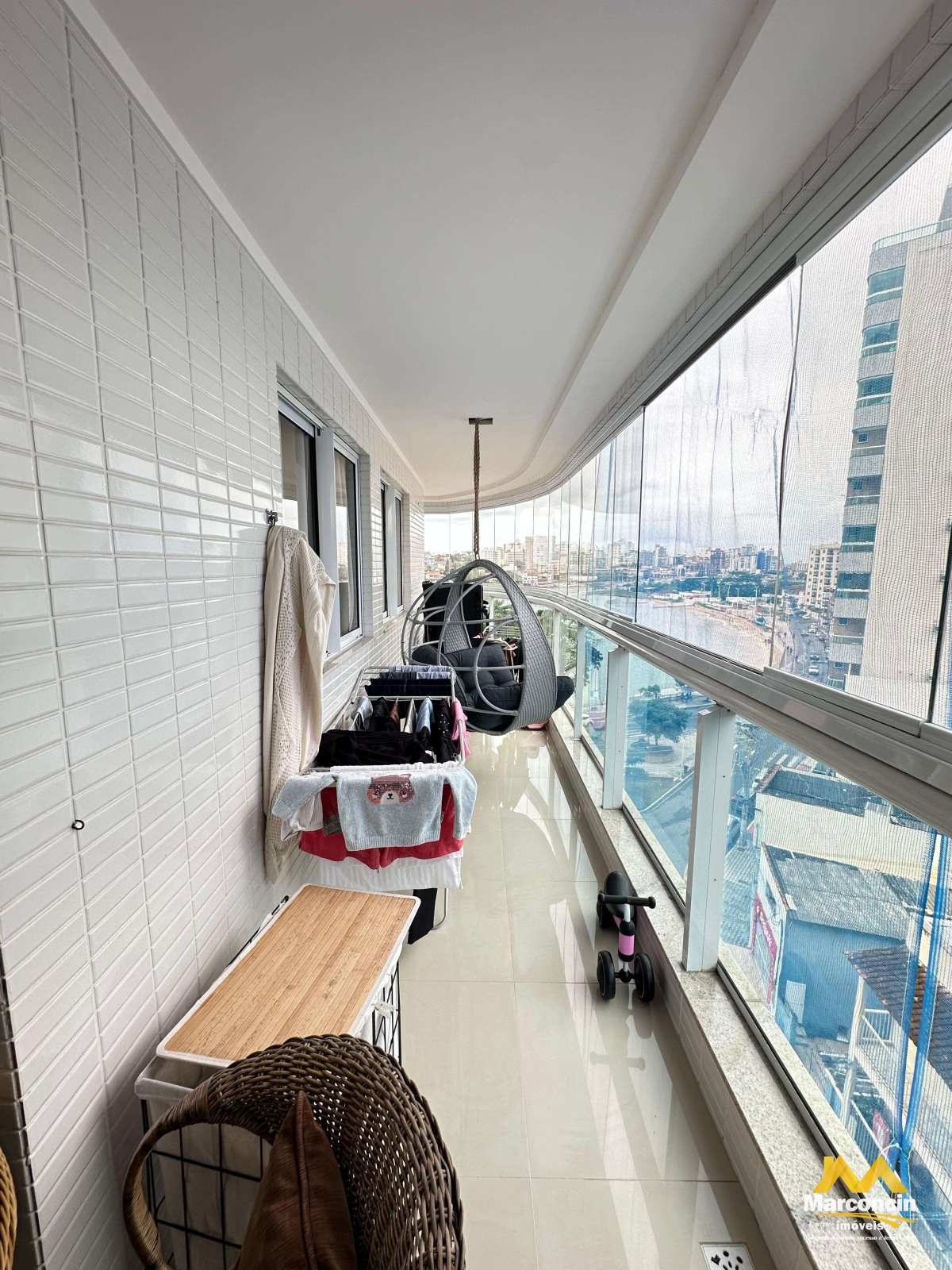 Apartamento à venda com 3 quartos - Muquiçaba,Guarapari