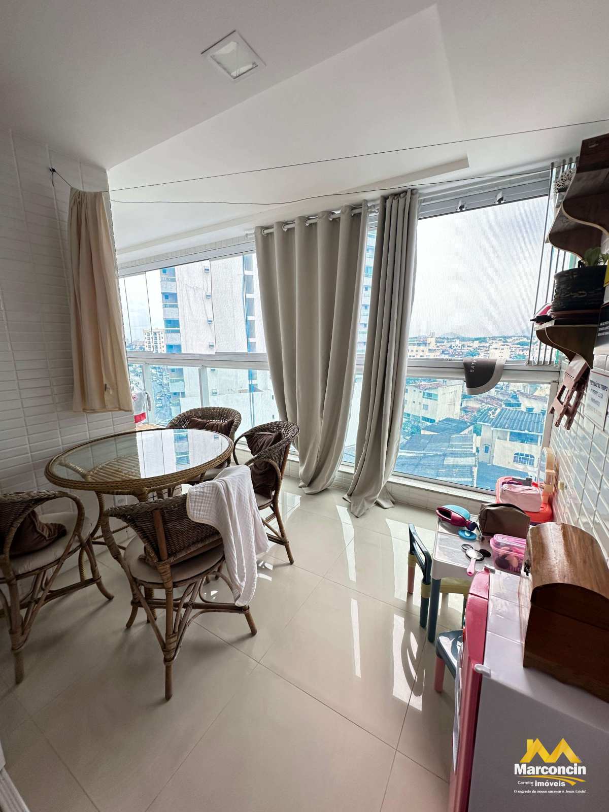 Apartamento à venda com 3 quartos - Muquiçaba,Guarapari