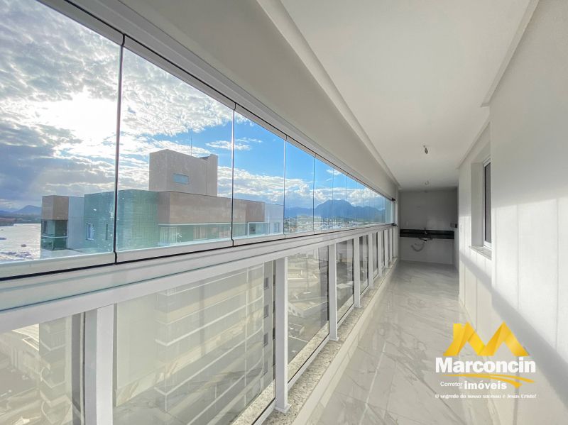  - Apartamento com 2 quartos, 127,14m², à venda em Guarapari, Centro