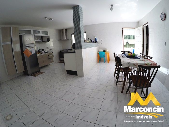  - Casa, 100m², à venda em Guarapari