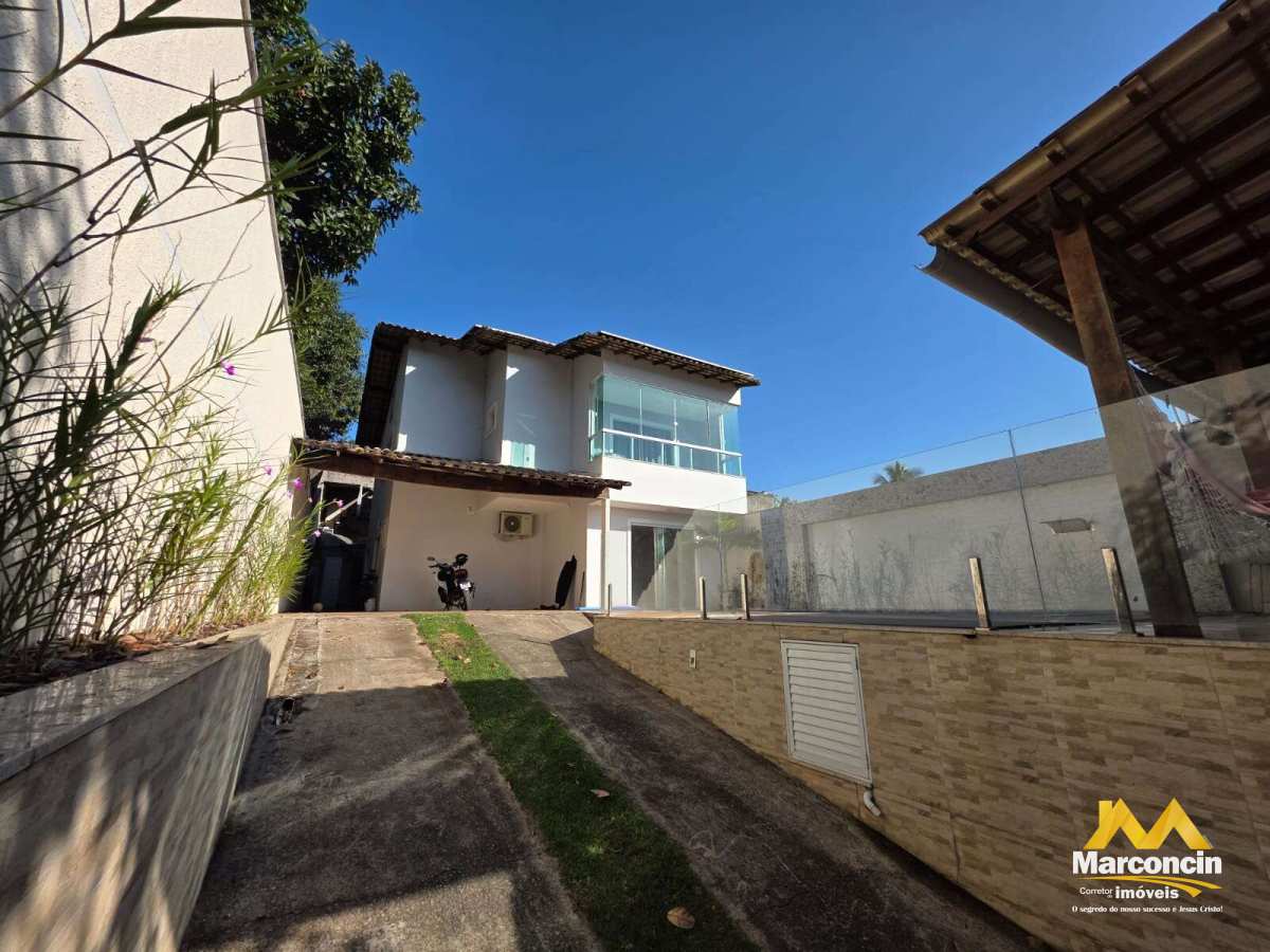 Casa à venda com 3 quartos - Itapebussu,Guarapari