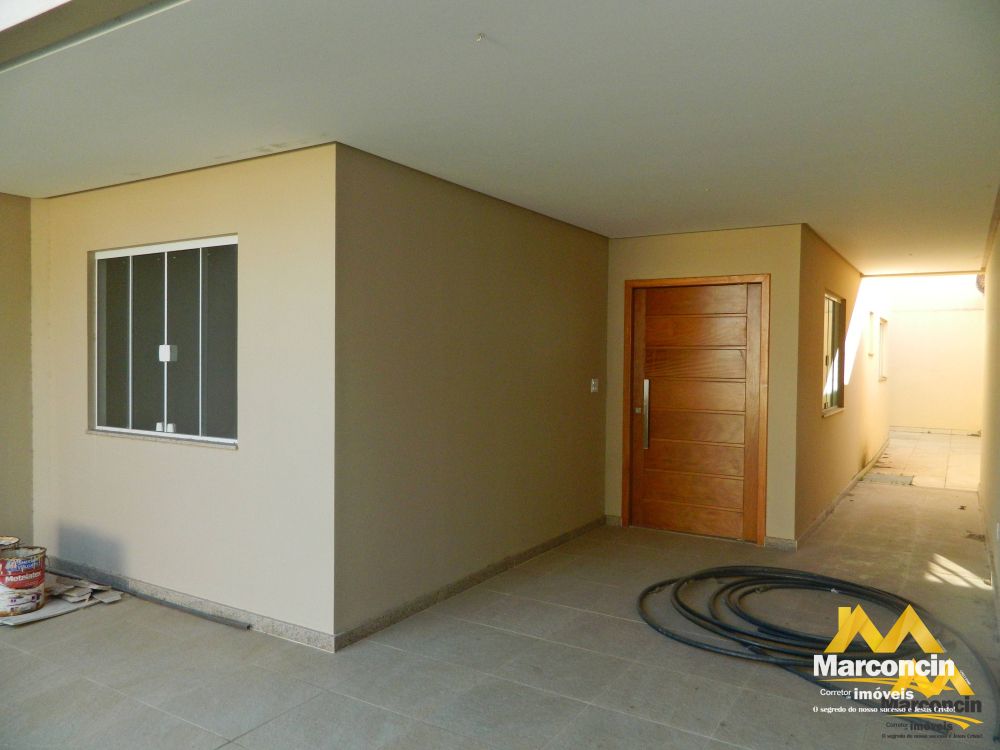  - Casa com 3 quartos, 100m², à venda