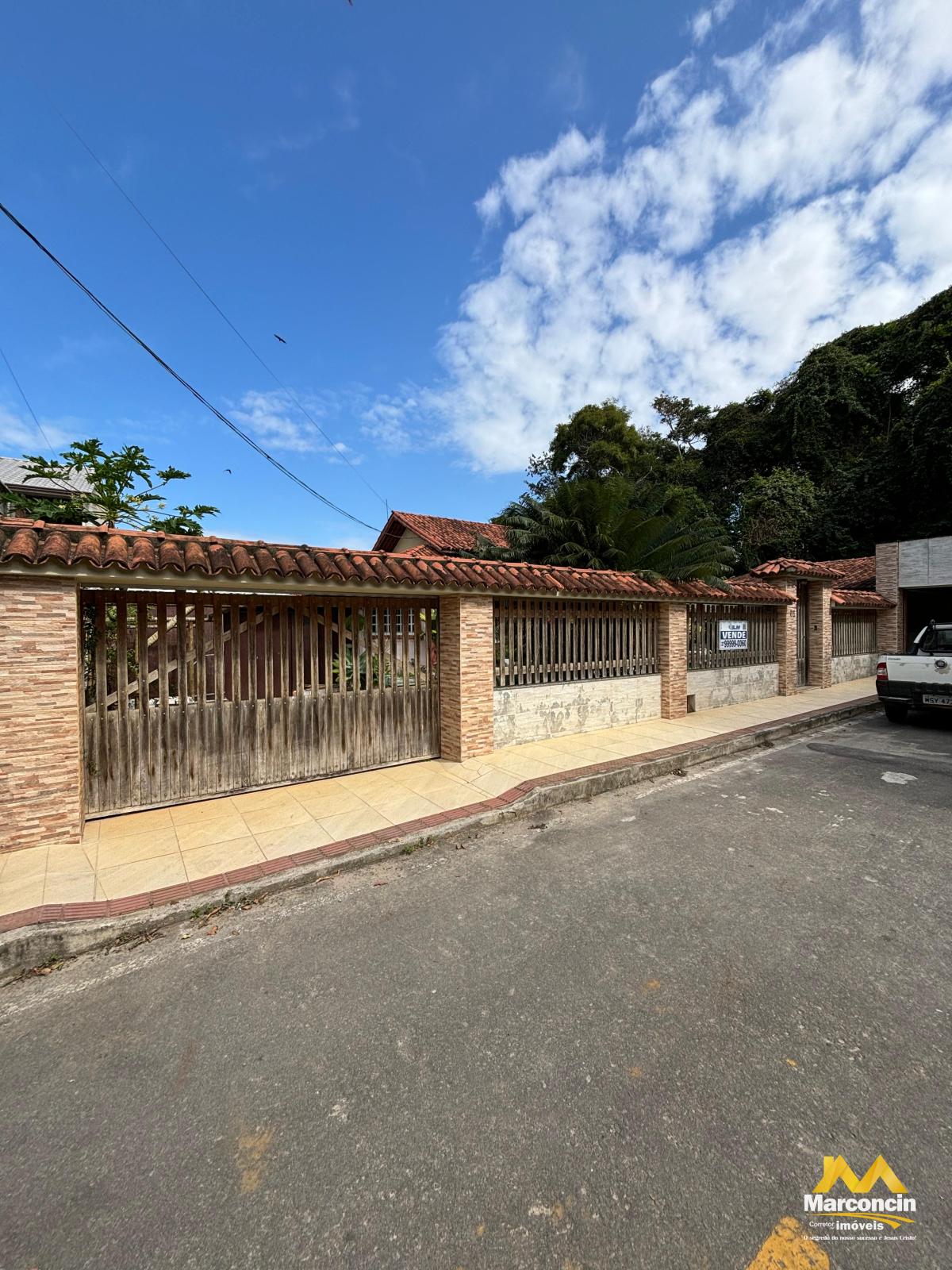 Casa à venda com 4 quartos - praia do morro,Guarapari