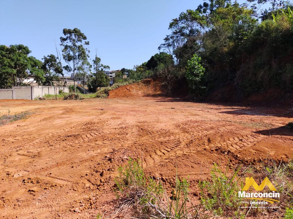  - Lote, 1675m², à venda